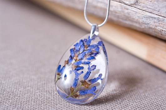 Naszyjnik z lawendą w żywicy So Jewelry