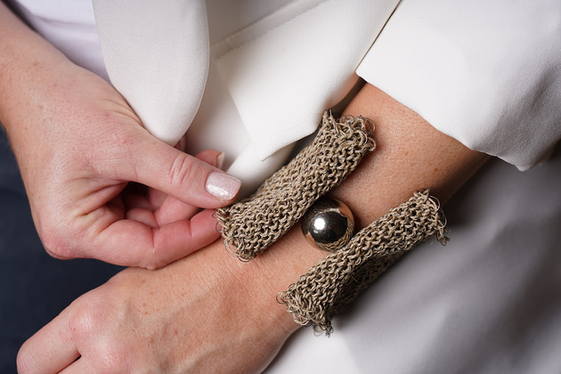 bransoletki na sznurku Bransoletka ze sznurka lnianego na drutach