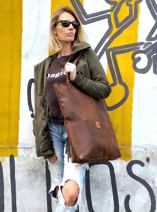 Brązowa zamszowa torebka shopper Karolina Audycka