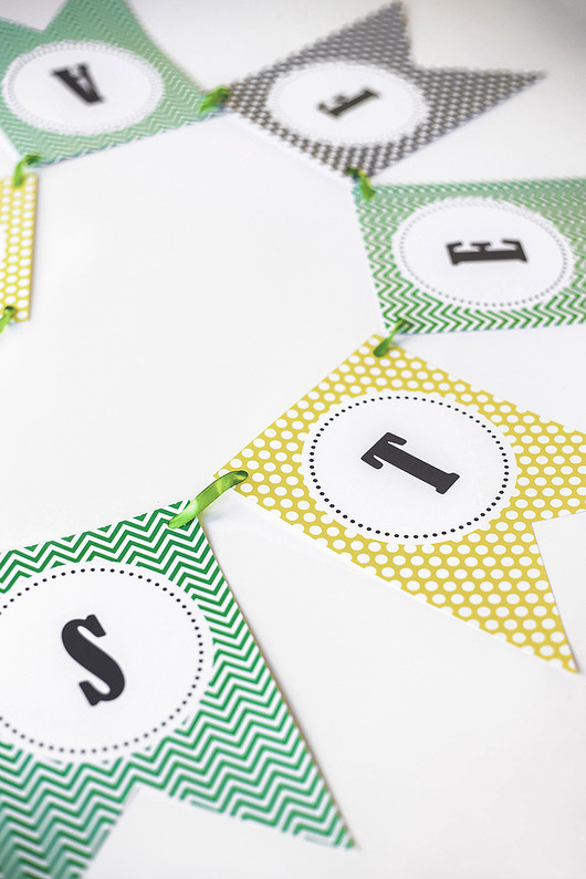 akcesoria dziecięce - różne Girlanda personalizowana na urodziny FARMA