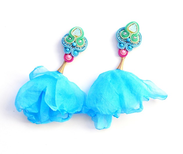 kolczyki soutache Sutaszowe kolczyki  VERNAZZA z kwiatami