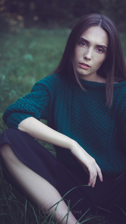  Ręcznie wykonany vege sweter 'Emma'  MiaVertone