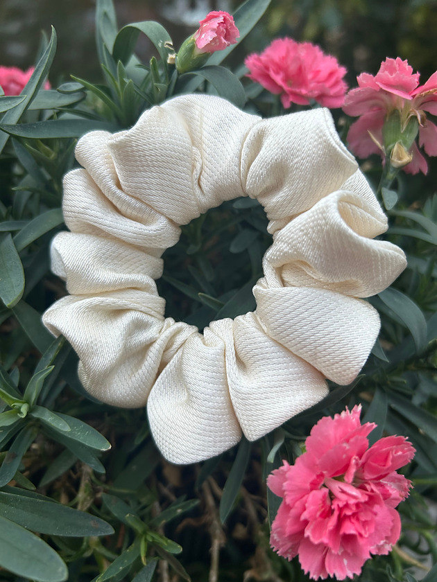 gumki do włosów Jedwabna gumka scrunchie z upcyclingu