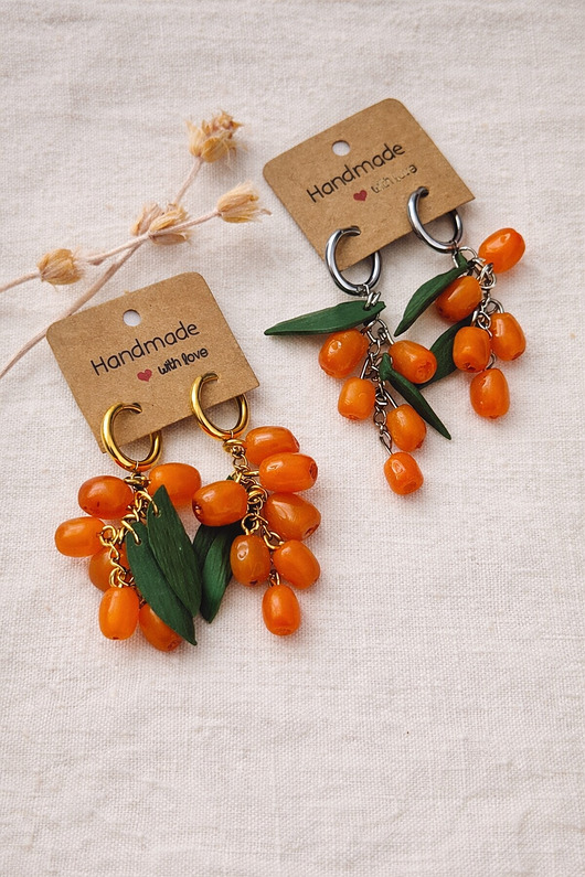 kolczyki z masy plastycznej Kolczyki z rokitnikiem handmade polimerowa glina
