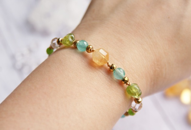 bransoletki z kamieni naturalnych Amulet - WIOSNA - cytryn, kryształ, oliwin