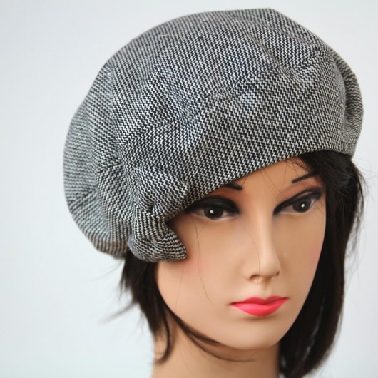 Beret z kokardą umodystki