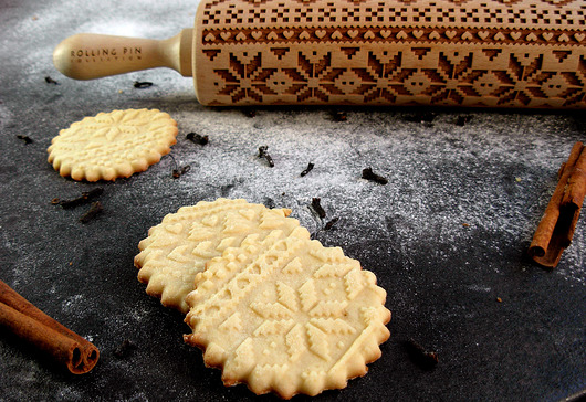 skandynawski- wałek grawerowany do ciastek Rolling Pin Collection