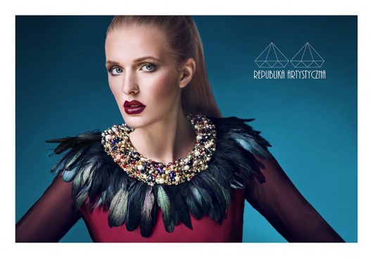 Shades of gloss 'fly' Republika jewelry