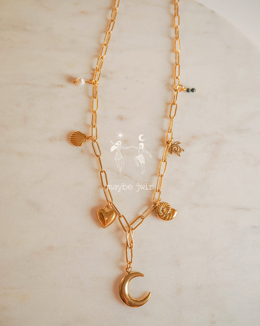 chokery Naszyjnik z zawieszkami charms