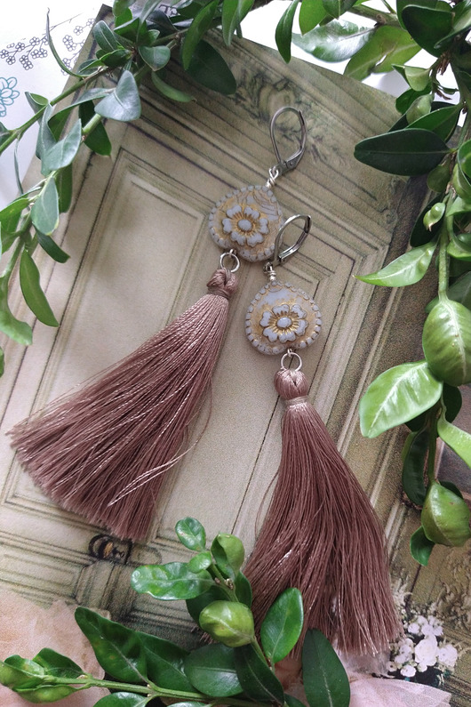 Boho kolczyki chwosty w stylu orientalnym by Matusevic