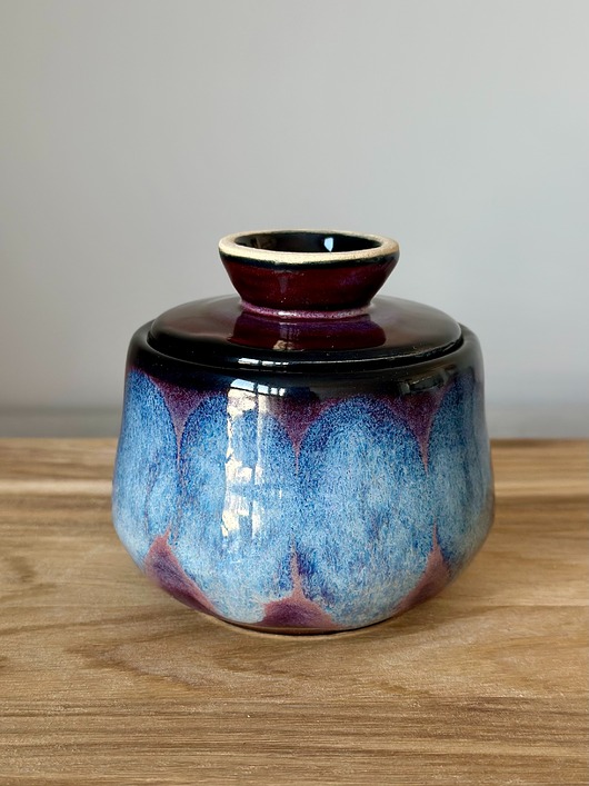 cukiernice Cukierniczka ceramiczna z pokrywką