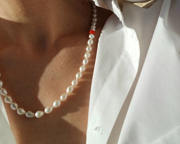 naszyjniki - inne Naszyjnik z pereł naturalnych i koralem , supełkowany