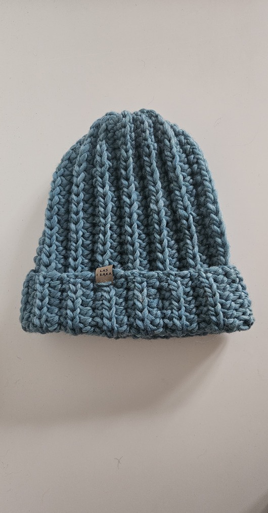 czapki damskie Czapka wełniana w kolorze jasny turkus