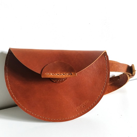 BELTBAG koniak półkole PAWDECO