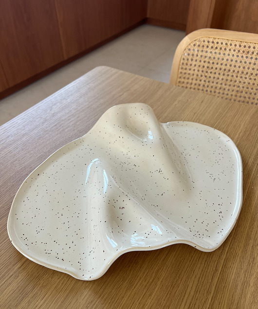 deski do krojenia i tace Taca na przekąski WAVY no. 8 beż