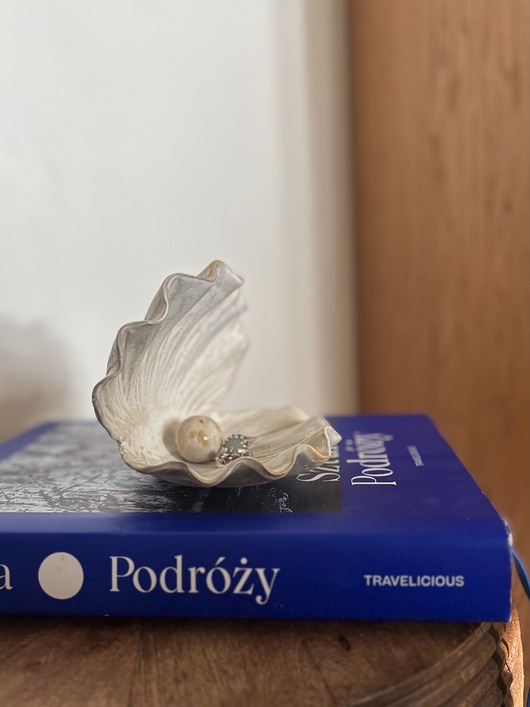 pojemniki na biżuterię Ceramiczna muszla na obrączki, kolczyki, palo santo i drobne pamiątki