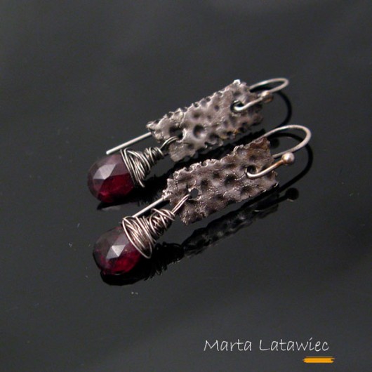 Kolczyki >Ruby fountain< Marta Latawiec