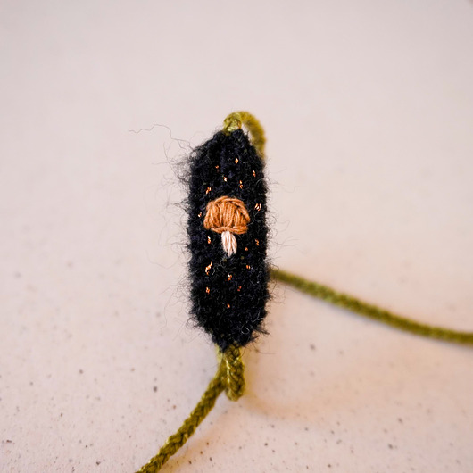 bransoletki - inne Bransoletka dla jesieniary - ręcznie robiona - grzybek