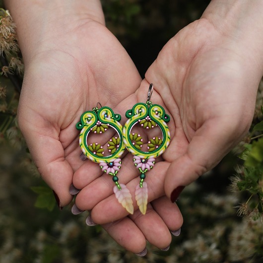 kolczyki soutache Stokrotkowa Wiosna kolczyki sutasz