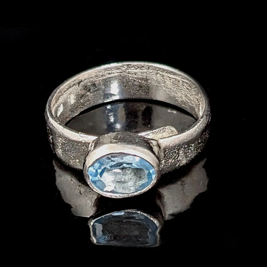 pierścionki srebrne Pierścionek blue topaz regulowany