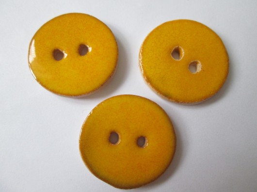 yellow buttons Ceramika Ana