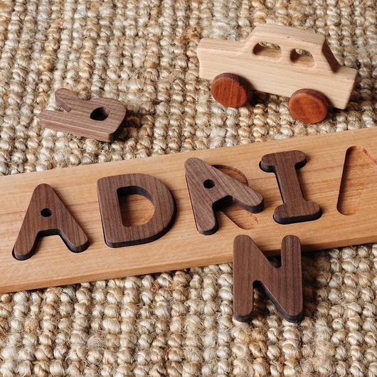 puzzle dla dzieci Układanka z imieniem - drewniane puzzle z literami