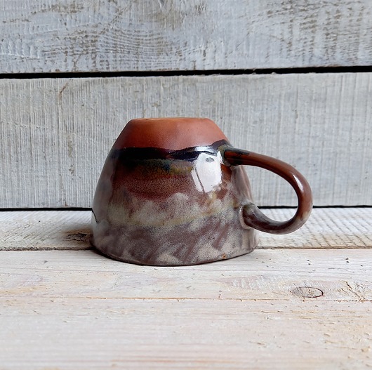 Filiżanka ręcznie wykonana brązowo-beżowa ceramiKaMDeka