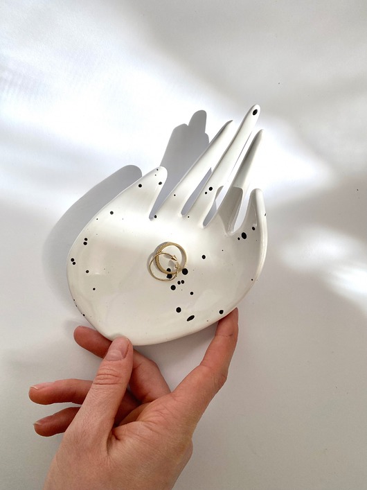 dodatki - różne Ceramiczna Dłoń Talerzyk na Biżuterię Dalmatyńczyk