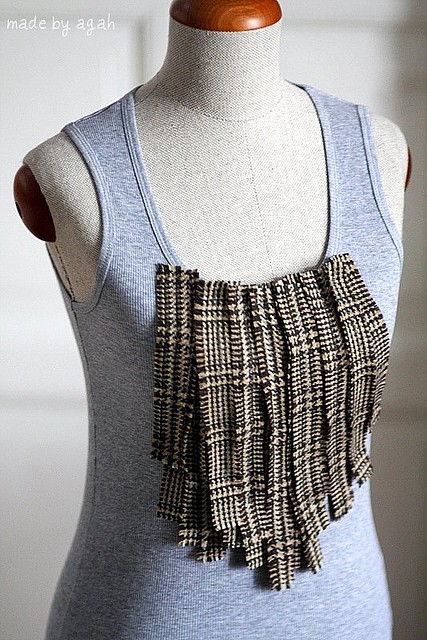 38 Tweed Bib made by agah