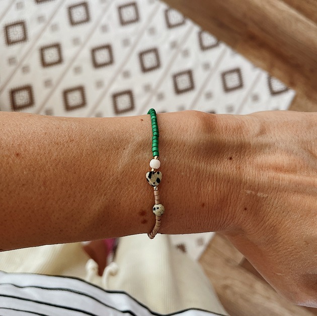 bransoletki ze szkła Bransoletka na gumce MADERA HEART