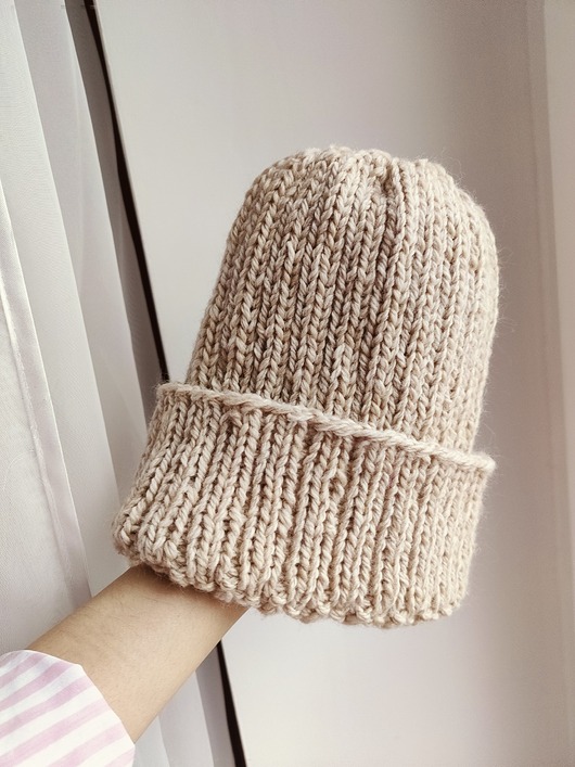 czapki damskie Beżowa czapka wełniana z wiskozą i alpaką