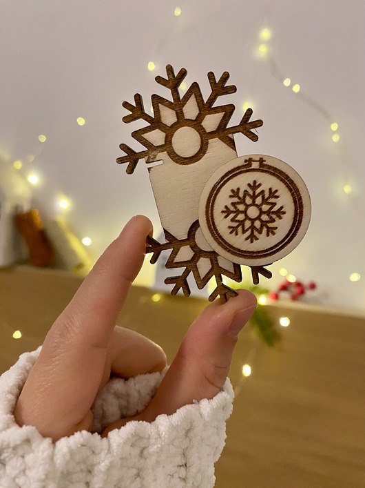 magnesy Świąteczny zestaw bobnina do mulin + magnes do igieł,  gadżet do haftu