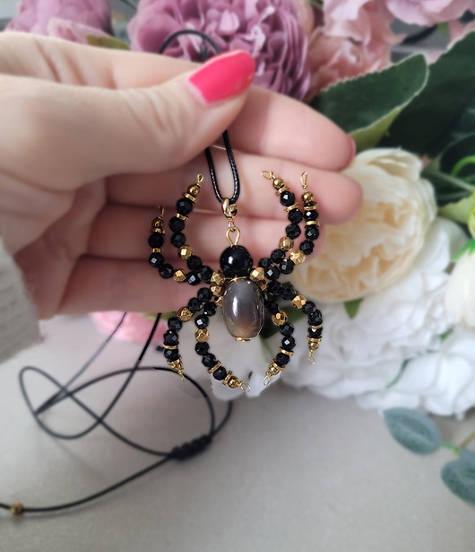 wisiory Naszyjnik pająk gotyk