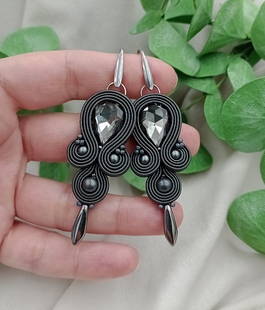 kolczyki soutache Grafitowe kolczyki, eleganckie kolczyki, wiszące kolczyki