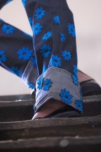 Spodnie w kwiatki fuufashion