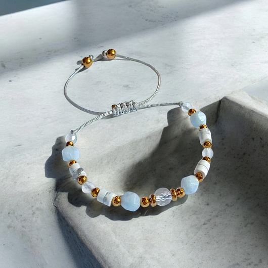 bransoletki z kamieni naturalnych NIEBIAŃSKA bransoletka: kryształ górski, akwamaryn, howlit, agat, hematyt