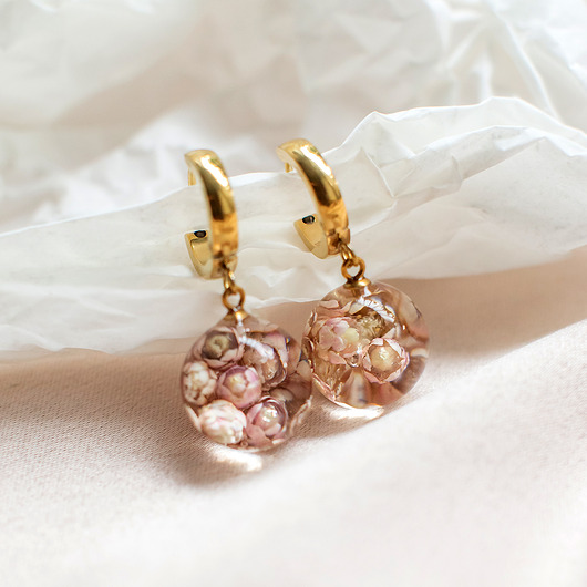 kolczyki z żywicy Kolczyki z ozothamnusem