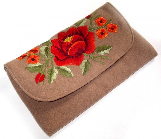 BOHO-chic cappuccino (Łowicz Region embroidery) na ludowo