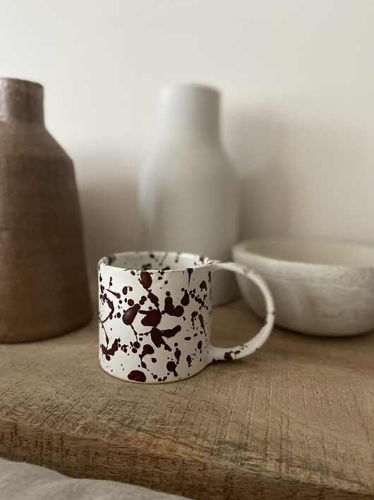 kubki Kubek z uchem brown splash