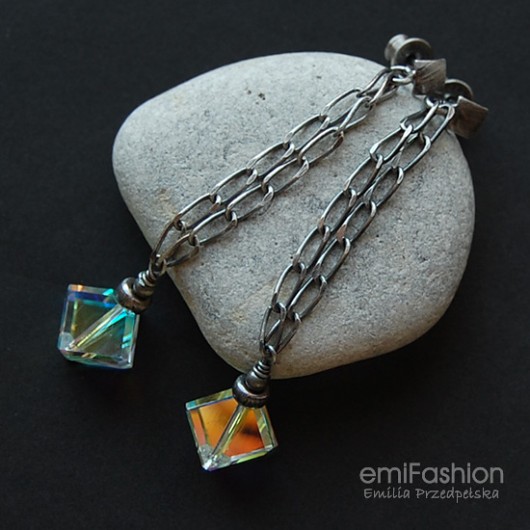 Diagonal Cube MAREMI Jewelry