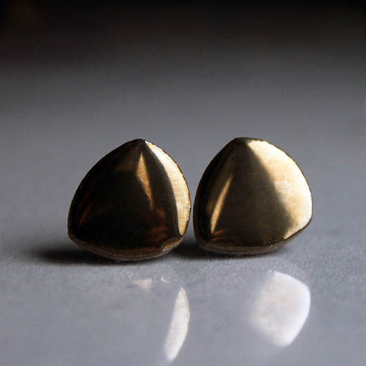kolczyki ceramiczne PEBBLE/stal chirurgiczna/
