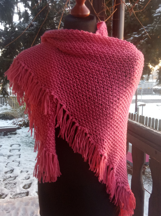 apaszki Chusta różowa z frędzlami