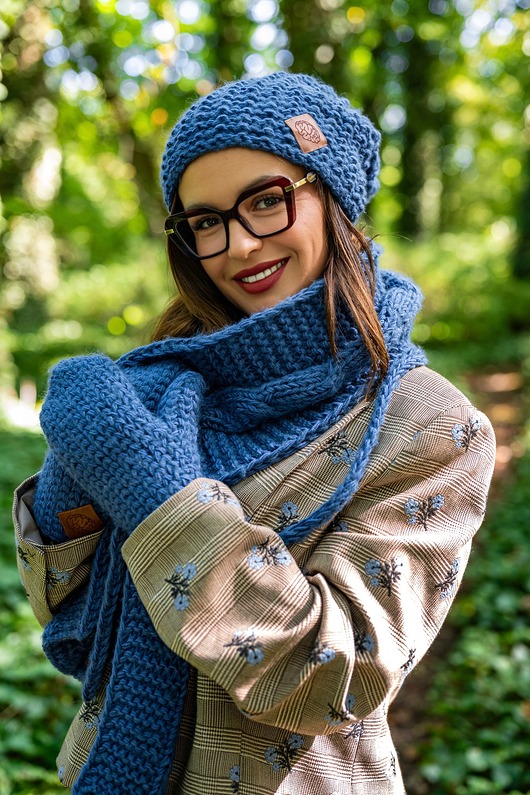 czapki damskie Czapka MERINO Neverland Ciemny niebieski + podszewka JEDWAB