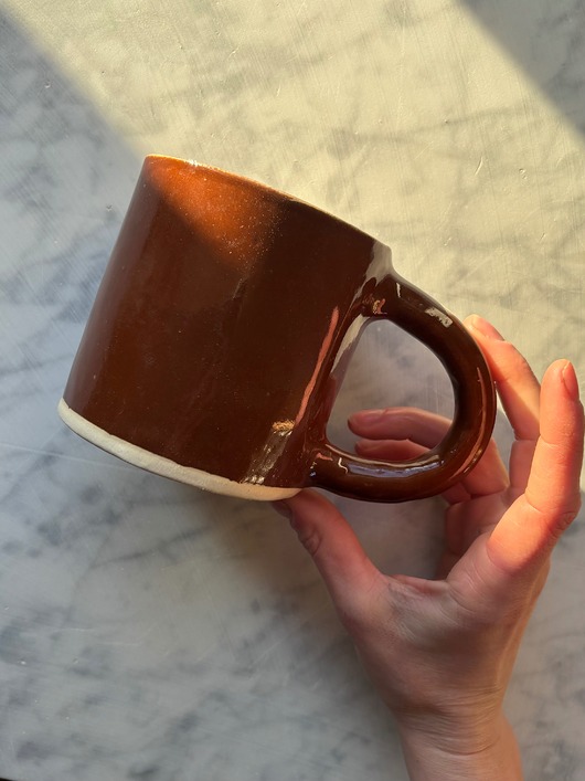 kubki i filiżanki Duży Ceramiczny Czekoladowy Kubek  Handmade 420 ml Chocolate Brown