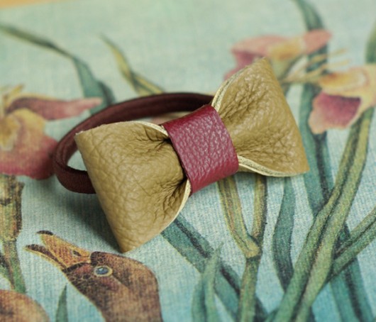 KHAKI+BORDO gumka z kokardką silverlining
