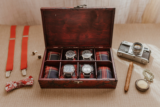 akcesoria - inne Drewniane pudełko na zegarki