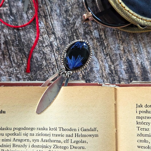 zakładki do książek Zakładka z płatkami chabrów