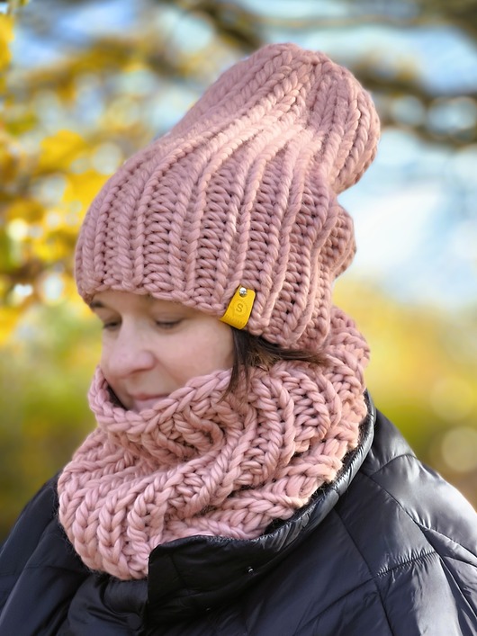 czapki damskie Różowy komplet zimowy czapka i komin Peruvian WOOLY