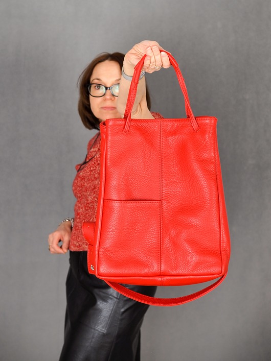 torby na ramię Skórzana torebka - worek czerwona