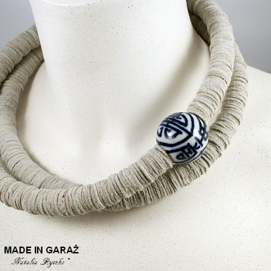  z Biało-Granatowym Ceramicznym koralem MADE IN GARAŻ